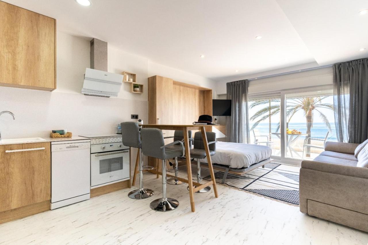 Expoholidays- Paseo Maritimo Apartment Almería